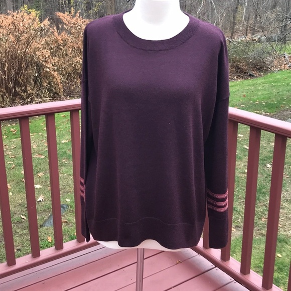 NWT! SMARTWOOL Size M shadow pine crew sweater